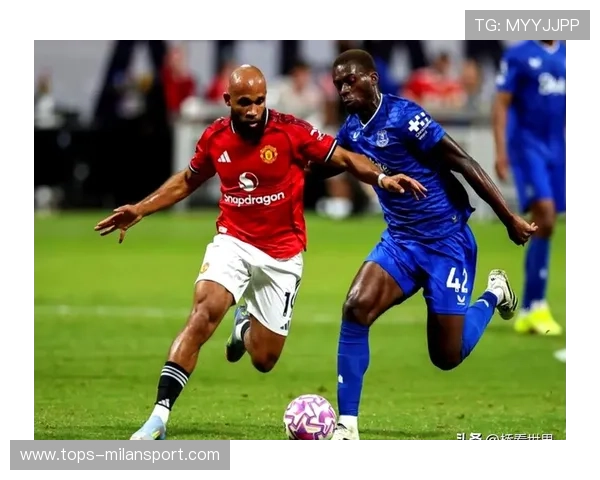 曼联新援适应期短，取得首球，曼联新援遭罚款